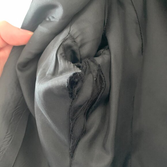 Black Military-Style Embroidered Designs Cropped Blazer - Picture 7 of 7